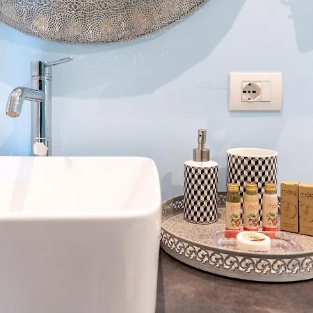 Affittacamere Libertà #102 - 4*