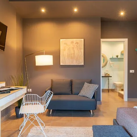 Libertà #102 - Affittacamere 4*